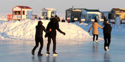 village_sur_glace_de_roberval_1