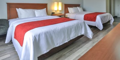 Comfort Inn & Suites Saint-Jérôme - Room with 2 beds