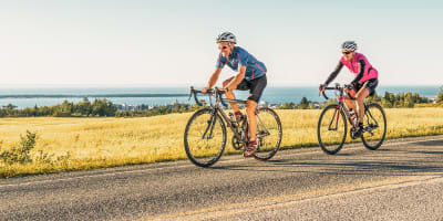 Couple à vélo