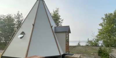 Assi-Nipi Écohébergement