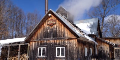Extérieure de la Cabane du Pic Bois.