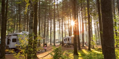 Des VRs au Camping Centre Touristique du Lac-Simon.