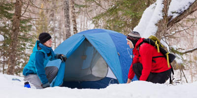Camping hivernal au Parc national de la Jacques-Cartier.