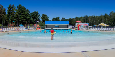 Piscine à vagues.