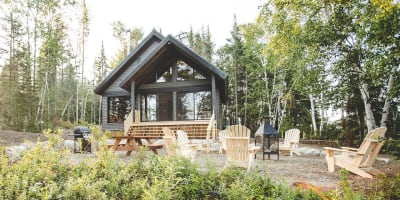 Exterior view of Chalet Horizon at the Réserve faunique du Saint-Maurice.