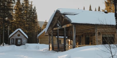 Les Chalets De Môh en hiver.
