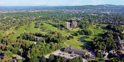 Vue aérienne du Club de golf Sherbrooke.