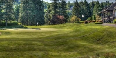 View of the Club de golf de Val-Morin.