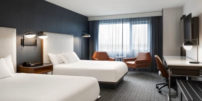 Courtyard by Marriott Aéroport de Montréal - Room with two beds