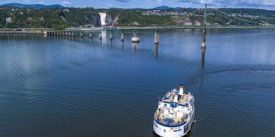 Guided cruise in Québec City- Croisières AML