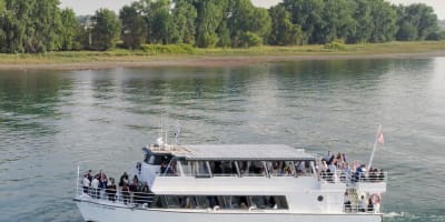 Cruise ship of Narvark.