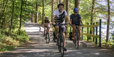 Famille à vélo - Drummondville