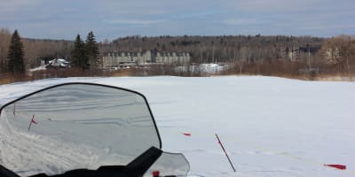 Motoneige au Doubletree by Hilton Quebec Resort.