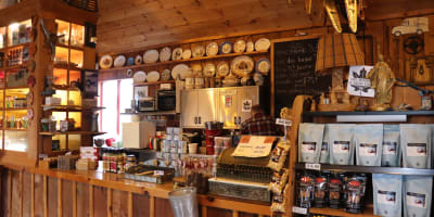 Boutique at Érablière à la Feuille d'Érable.