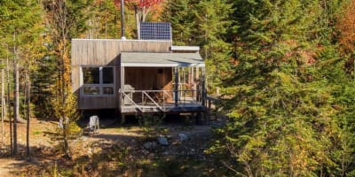 Mini chalet at fall.