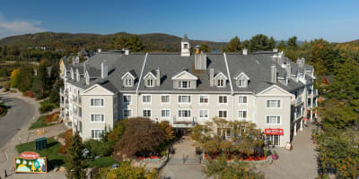 Holiday Inn Express & Suites Tremblant - Extérieur de l'hôtel