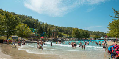 Wave pool