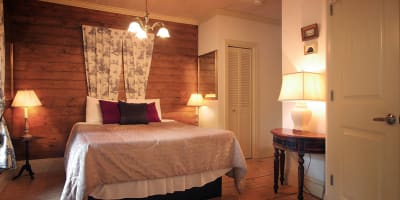 Manoir du Lac Sept-Îles - Bedroom