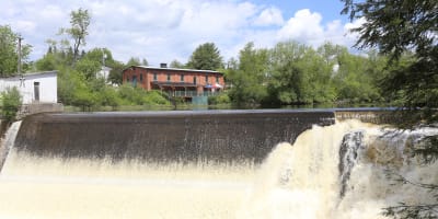 Le Parc historique de la Poudrière de Windsor en été.