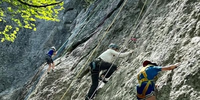 Escalade.