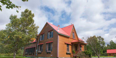 auberge_aux_toits_rouges_1