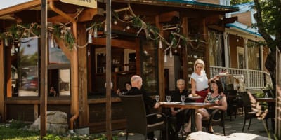 cafe_la_coureuse_des_greves_1
