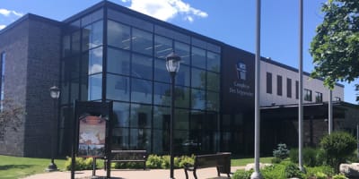 complexe_des_seigneuries_1
