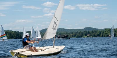 ecole_de_voile_sainte_agathe_des_monts_1