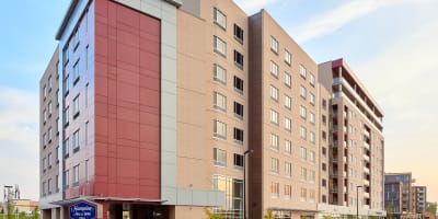 hampton_inn__suites_by_hilton_quebec_citysaint_romuald_1