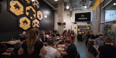 la_revanche_st_roch___resto_pub_ludique_1