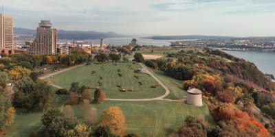 Vue aérienne des plaines à l'automne.