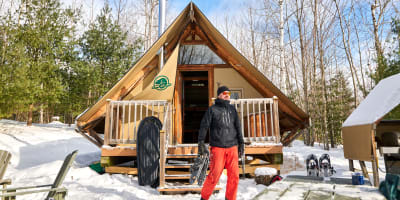  Otentik tent in winter at La Mauricie national park
