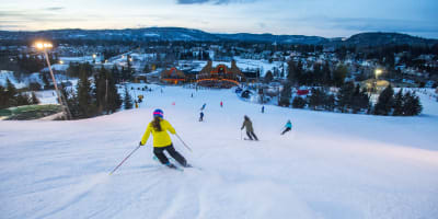 Night skiing at Sommet Saint-Sauveur.