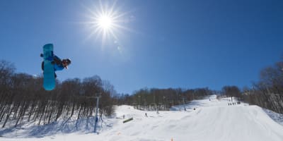 Snoprk at Sommet Saint-Sauveur, versant Avila.