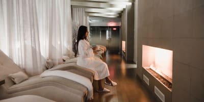 Une femme au Spa St. James.