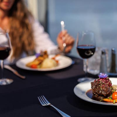 5-Course Dinner Cruise in Montreal