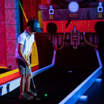 Combo 3 - Mini Golf and Galaxie Fun