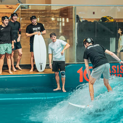 The Oasis Surf gift card, the perfect gift to offer this year!
