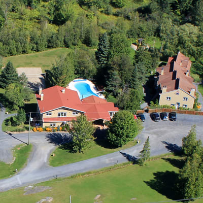 Le Montagnard, Auberge/Hôtel et chalets