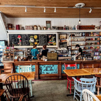 Café Aux Cinq Soeurs