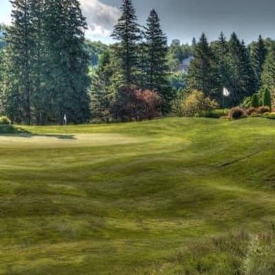 Golf & Gourmet Table in the Laurentians Package