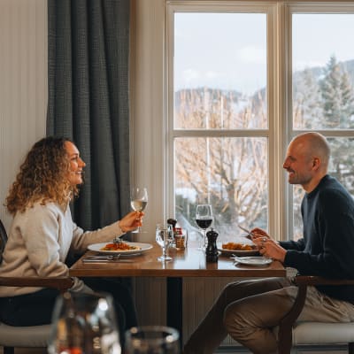A moment without compromise Package