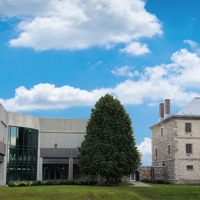 Museum and prison tour