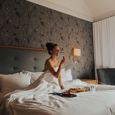 The Bed and Breakfast Moment Package 
