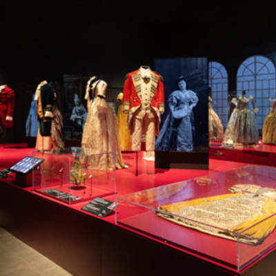 Costume Balls – Dressing Up History, 1870-1927