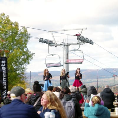 Show at the Summit