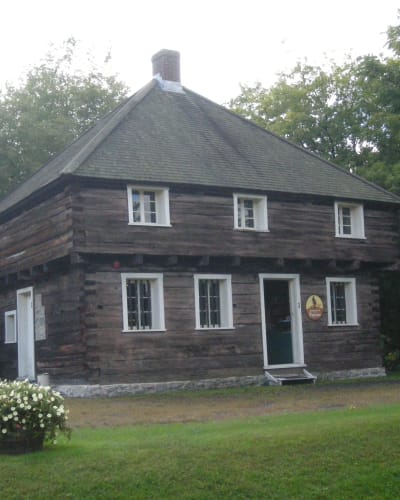 Blockhaus de la Rivière-Lacolle - Building facade