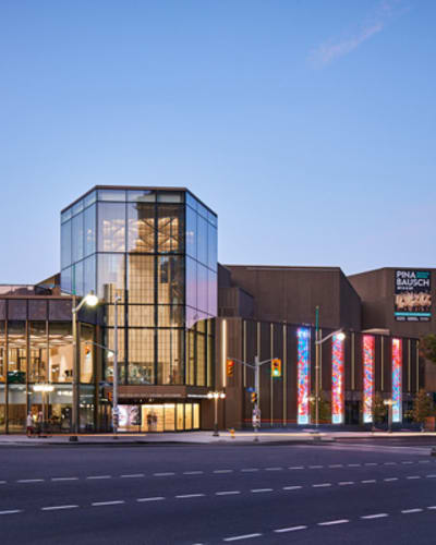 centre_national_des_arts_1