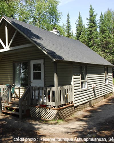 chalet_de_la_reserve_faunique_ashuapmushuan_1