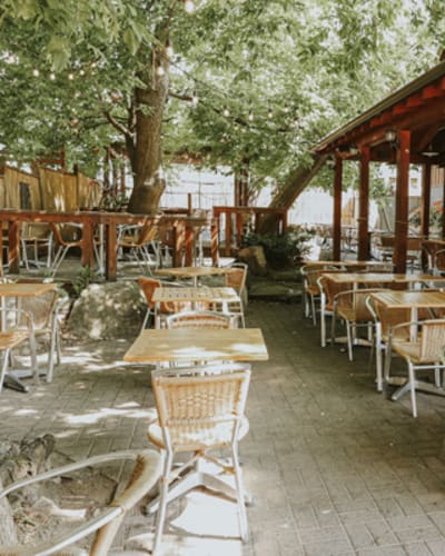 chelsea_pub_1